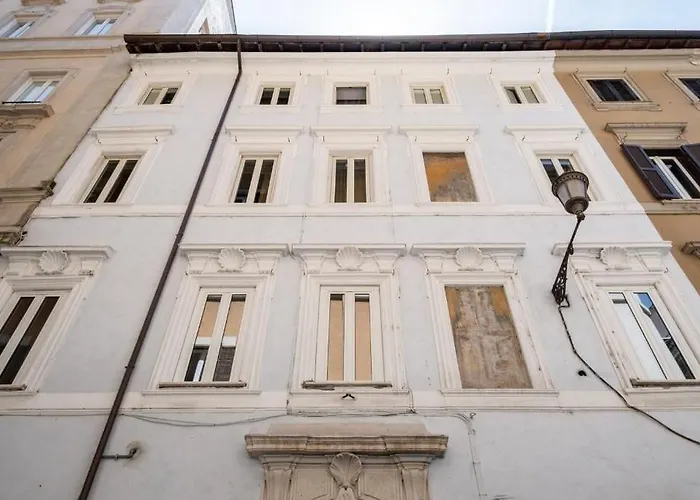 59 Steps Trevi 4*